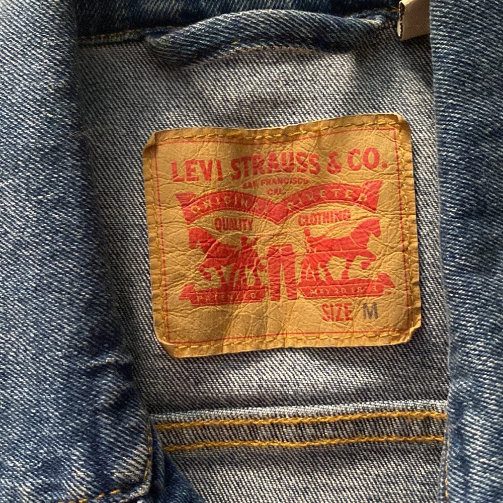 Denim jacket - Picture 2 of 3